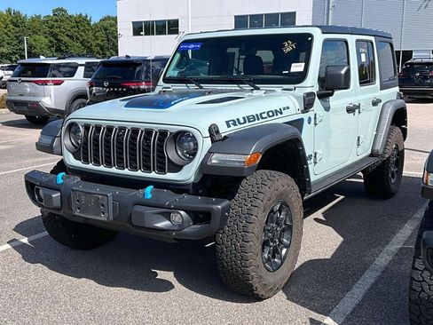 Used 2023 Jeep Wrangler Unlimited Rubicon 4xe AWD/4WD image 3