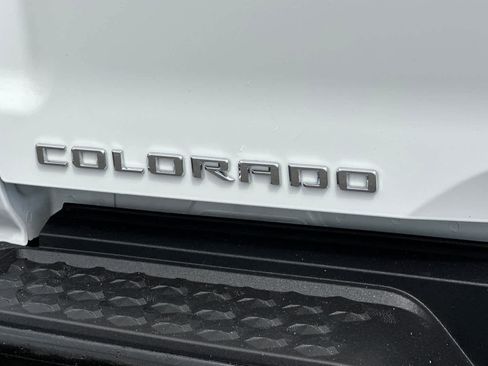 Used 2024 Chevrolet Colorado ZR2 AWD/4WD image 26