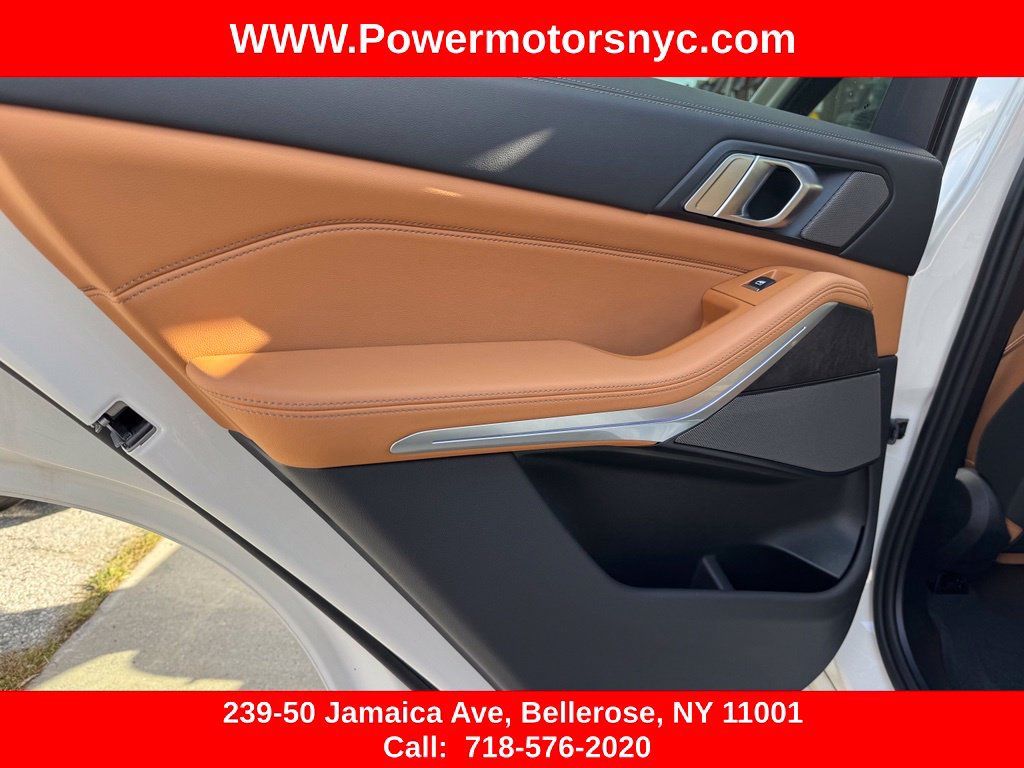 Used 2024 BMW X5 xDrive40i w/ M Sport Package AWD/4WD image 15
