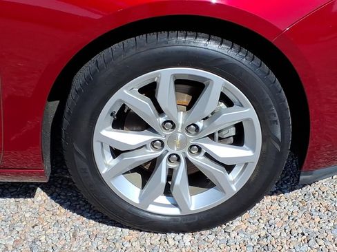 Used 2020 Chevrolet Impala LT w/ LT Convenience Package FWD image 11