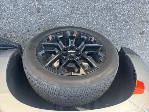 Used 2023 Chevrolet Tahoe LT RWD image 11