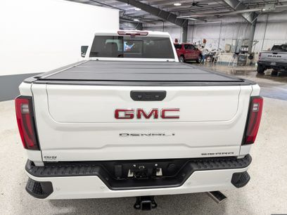 Used 2024 GMC Sierra 3500 Denali w/ Denali Reserve Package