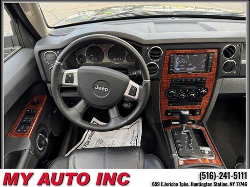 Used 2009 Jeep Commander Limited image 12
