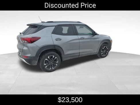 Certified 2023 Chevrolet TrailBlazer LT w/ Convenience Package image 3