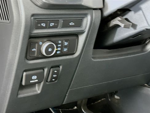 Used 2021 Ford F150 Lariat AWD/4WD image 17