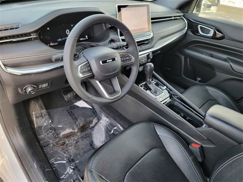 Certified 2023 Jeep Compass High Altitude image 19