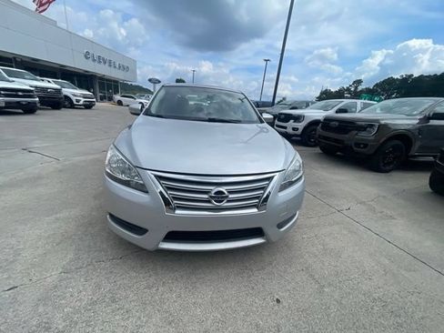 Used 2015 Nissan Sentra S FWD image 5