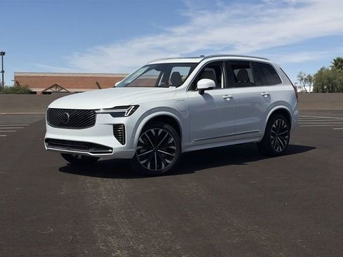 New 2026 Volvo XC90 T8 Ultra w/ Protection Package Premier AWD/4WD image 2