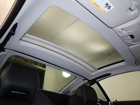 Used 2020 Mercedes-Benz SL 450 image 27