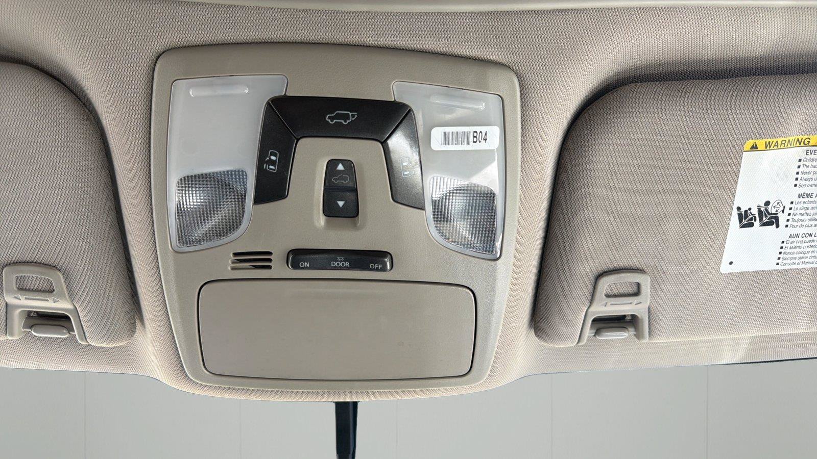 Used 2017 Toyota Sienna XLE w/ Cargo Management Package FWD image 21