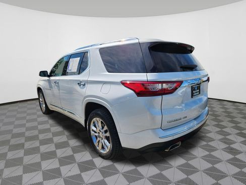Used 2019 Chevrolet Traverse High Country AWD/4WD image 3