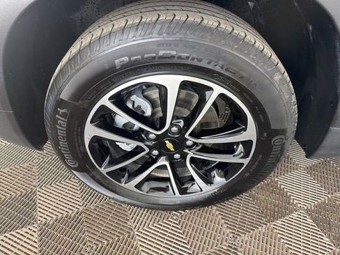 Used 2025 Chevrolet TrailBlazer LT AWD/4WD image 31