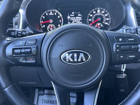 Used 2016 Kia Sorento EX image 16