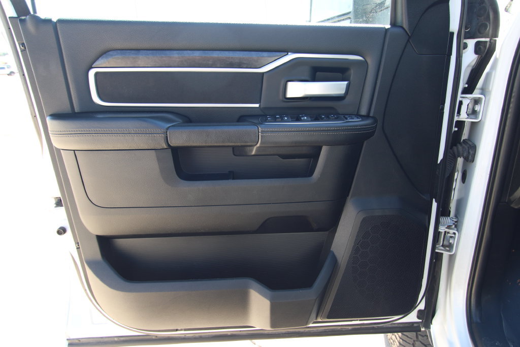 Used 2024 RAM 2500 Big Horn AWD/4WD image 33