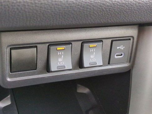 Used 2025 Toyota Corolla Cross XLE w/ Convenience Package image 14