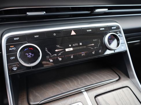 Used 2023 Genesis GV80 3.5T image 14