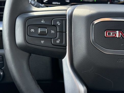 Used 2023 GMC Sierra 1500 Elevation image 7