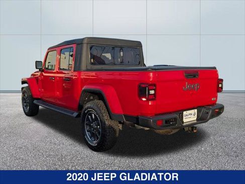 Used 2020 Jeep Gladiator Overland image 3