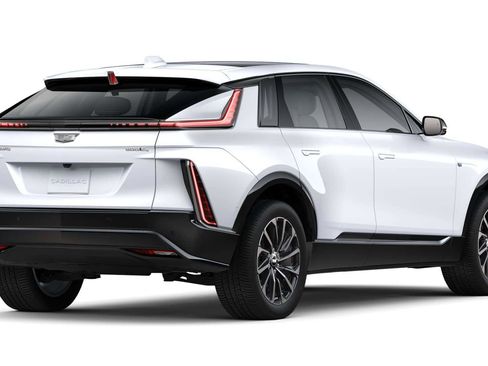 New 2026 Cadillac Lyriq Sport AWD/4WD image 29