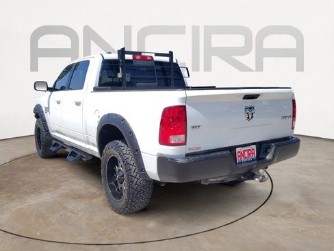 Used 2020 RAM 1500 Classic SLT AWD/4WD image 8