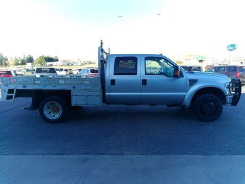 Used 2010 Ford F450 4x4 Crew Cab Super Duty image 2