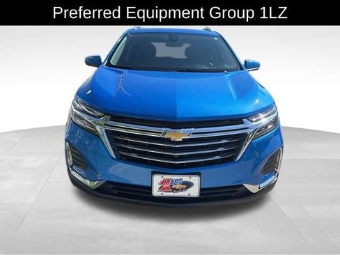Used 2024 Chevrolet Equinox Premier AWD/4WD image 2