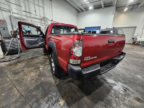 Used 2011 Toyota Tacoma 4x4 Regular Cab image 15