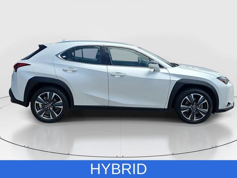 Used 2023 Lexus UX 250h FWD w/ Accessory Package (Z2) image 4