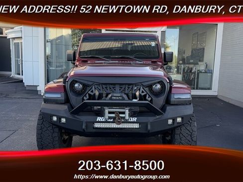 Used 2021 Jeep Wrangler Unlimited Sahara AWD/4WD image 7