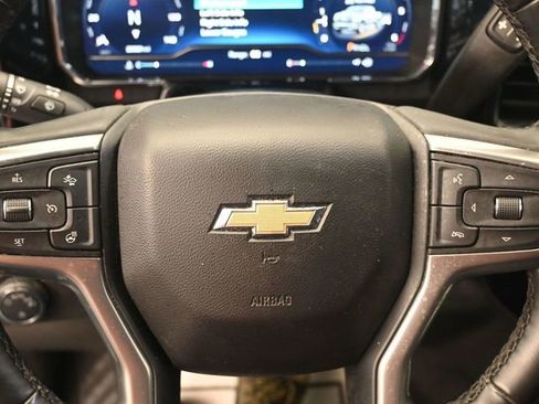 Used 2024 Chevrolet Silverado 1500 LT AWD/4WD image 10