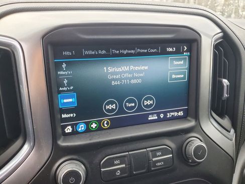 Used 2022 Chevrolet Silverado 1500 LT w/ Z71 Off-Road Package image 20