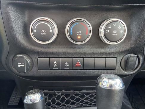 Used 2017 Jeep Wrangler Unlimited Sport w/ Connectivity Group image 21