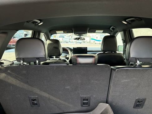 Used 2025 Ford Escape ST-Line w/ Equipment Group 301A image 26