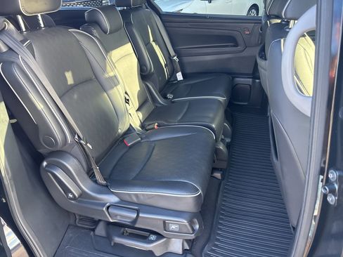 Used 2023 Honda Odyssey Elite image 21