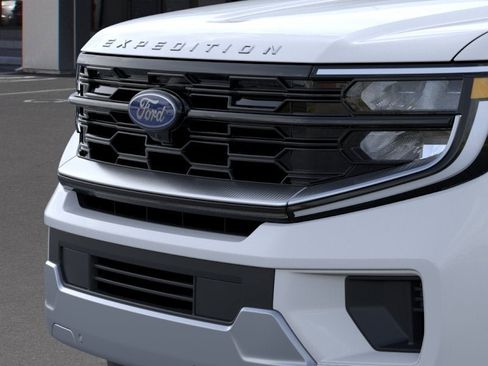New 2026 Ford Expedition Platinum AWD/4WD image 17