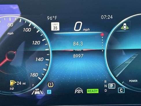 Used 2023 Mercedes-Benz E 450 4MATIC Cabriolet image 29