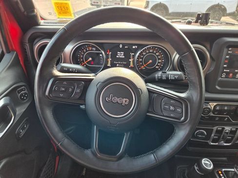 Used 2018 Jeep Wrangler Unlimited Sport S AWD/4WD image 13
