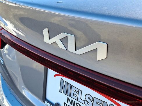 Used 2024 Kia Forte LXS w/ LXS Technology Package image 27