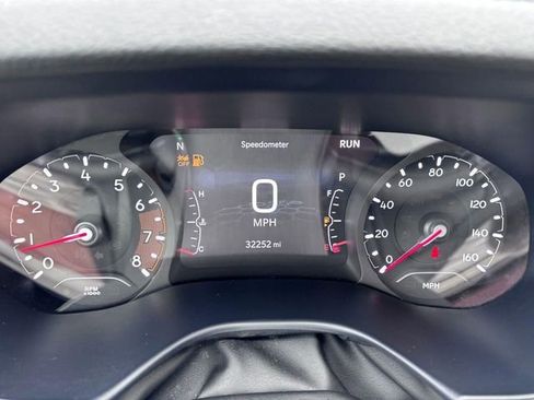 Used 2025 Jeep Compass Limited image 15