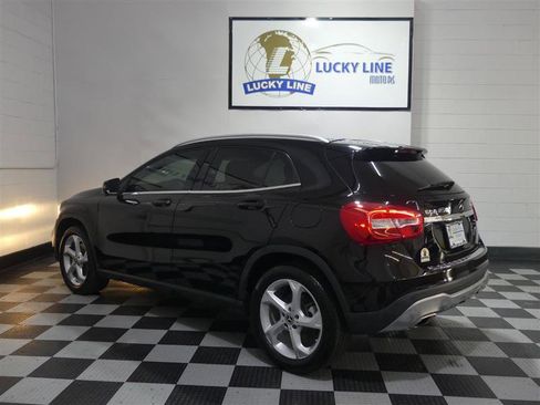 Used 2019 Mercedes-Benz GLA 250 4MATIC image 11