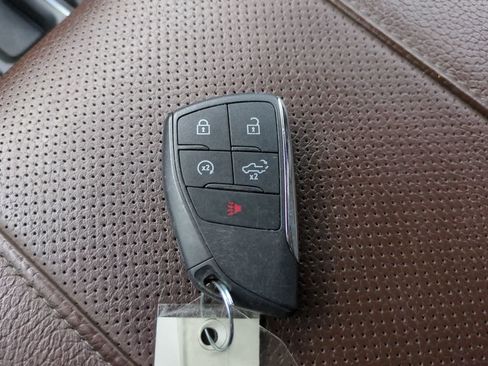 Used 2025 GMC Sierra 1500 Denali AWD/4WD image 29