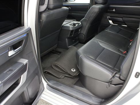 Used 2022 Toyota Tundra Platinum AWD/4WD image 32