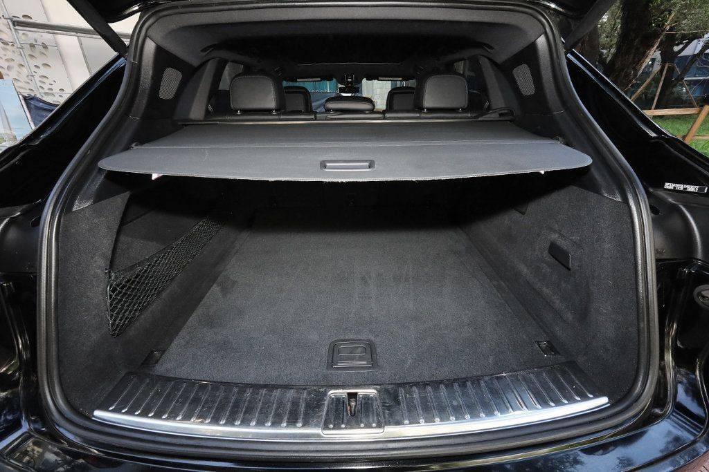 Used 2020 Porsche Cayenne AWD/4WD image 31