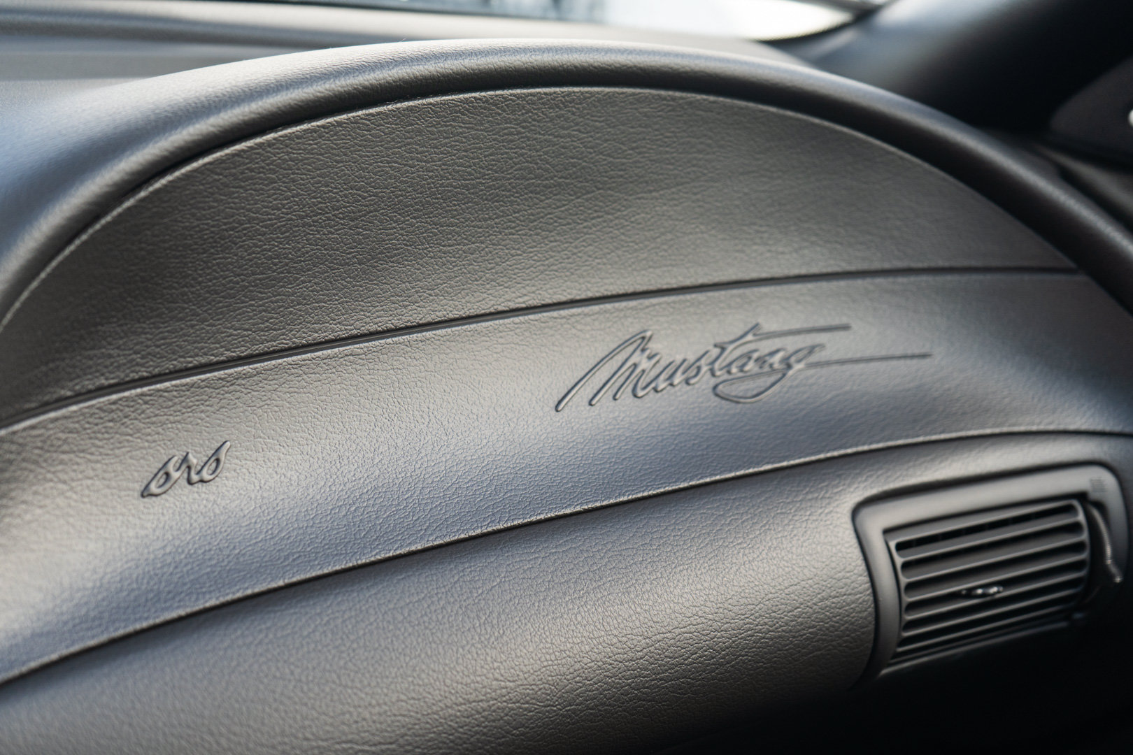 Used 2004 Ford Mustang GT RWD image 23
