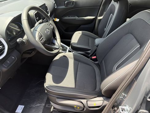 New 2026 Hyundai Venue SEL FWD image 10