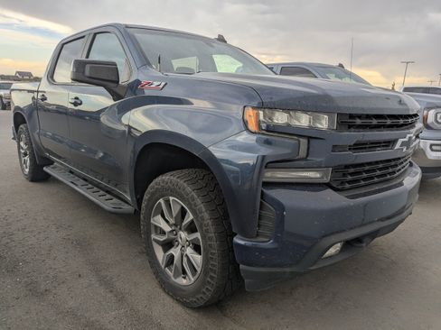 Used 2020 Chevrolet Silverado 1500 RST w/ True North Edition AWD/4WD image 2