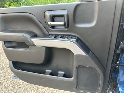 Used 2018 Chevrolet Silverado 1500 LT w/ All Star Edition AWD/4WD image 19