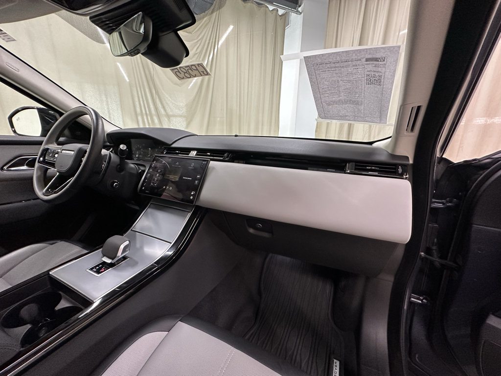 Used 2024 Land Rover Range Rover Velar S AWD/4WD image 16