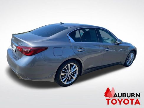 Used 2018 INFINITI Q50 Luxe w/ Cargo Package (L95) RWD image 5