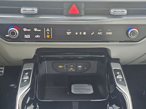 New 2026 Kia Sorento SX Prestige image 16